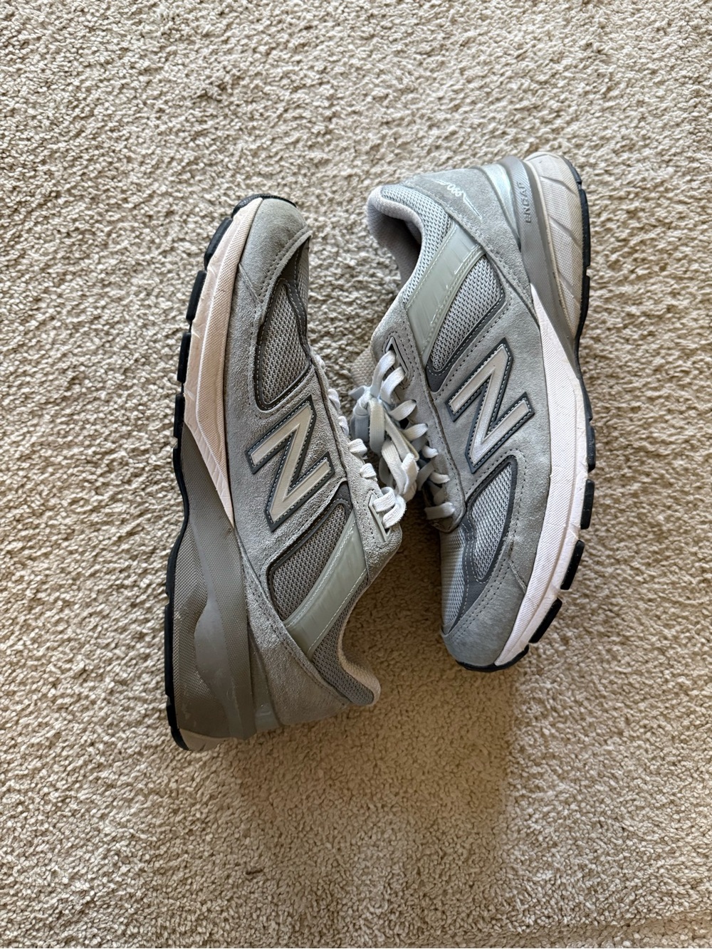 New Balance 990 Men's Light Gray Athletic Sneakers - Picture 3 of 5